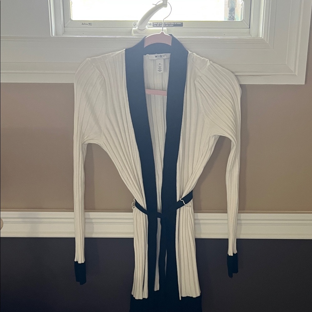 White House Black Market White and Black Ribbed Cardigan